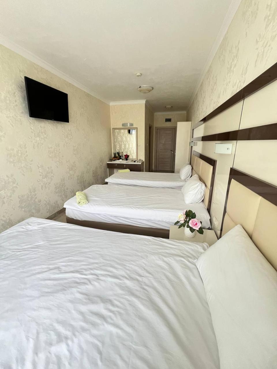 Family Hotel Gallery Солнечный берег Экстерьер фото