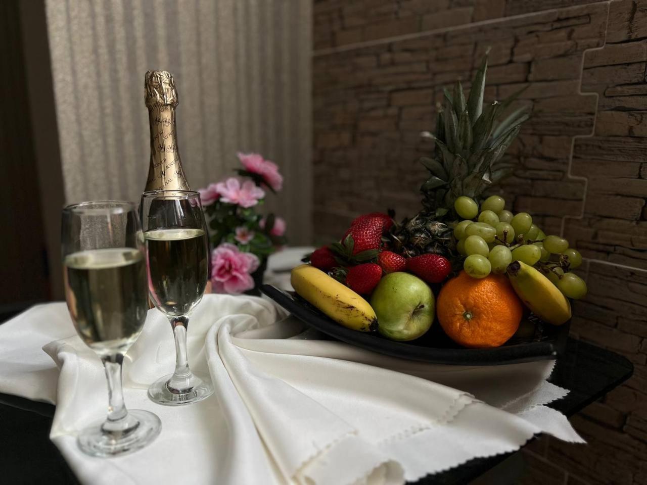 Family Hotel Gallery Солнечный берег Экстерьер фото
